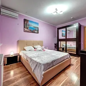 Апартаменты Modern Near Park, Киев